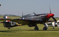 Asisbiz Airworthy Warbird Hurricane MkI RAF 87Sqn LKA Ian Gleed P2798 England 1941 01