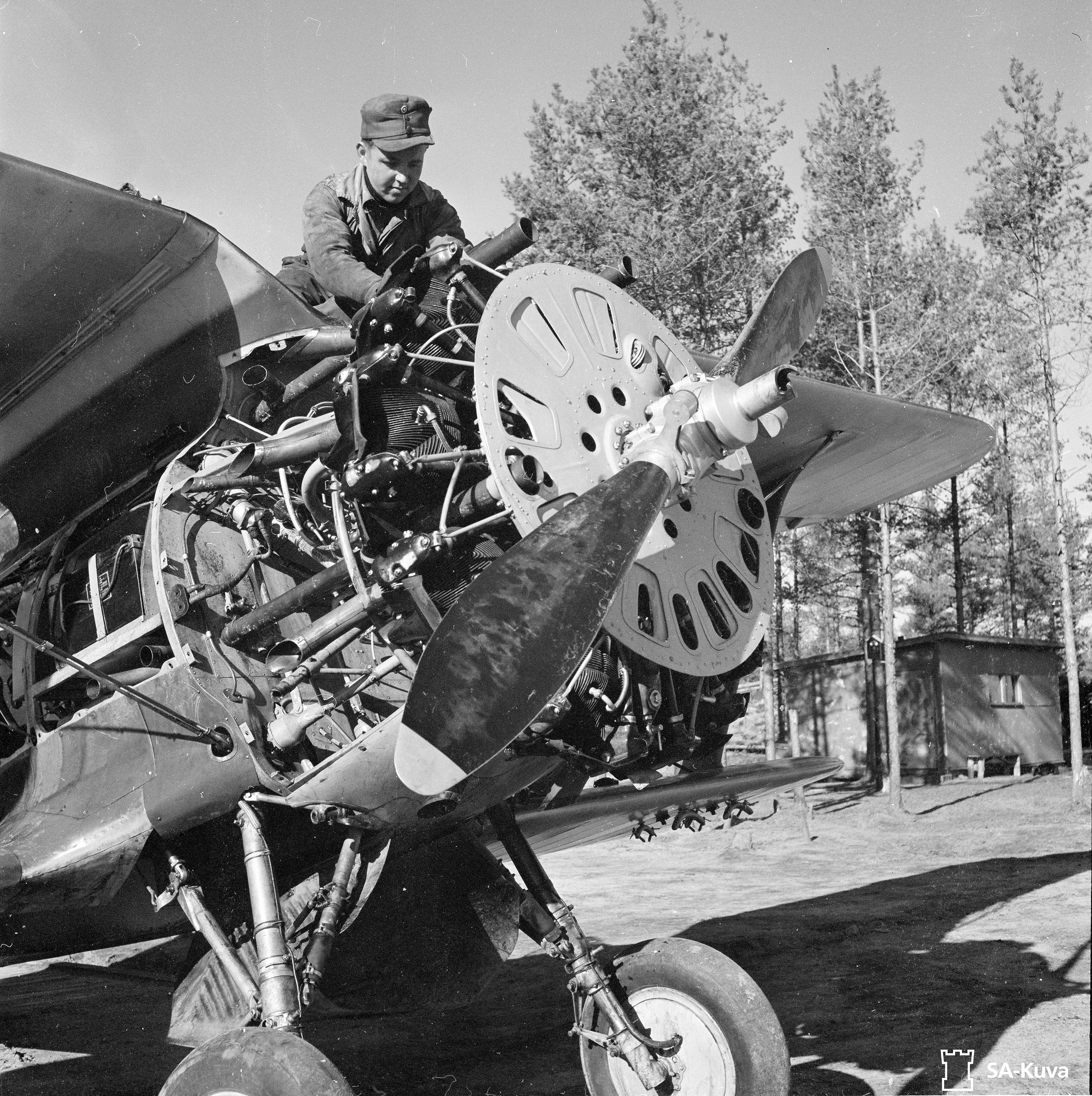 Finnish captured Polikarpov I 153 by Finnish forces and operated from Tonteri 15th Sep 1942 111063