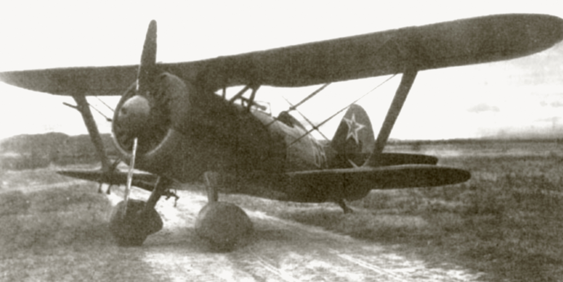 Polikarpov I 153 14KORAE Silver 68 in three tone camouflage pattern Russia 1943 ebay 02