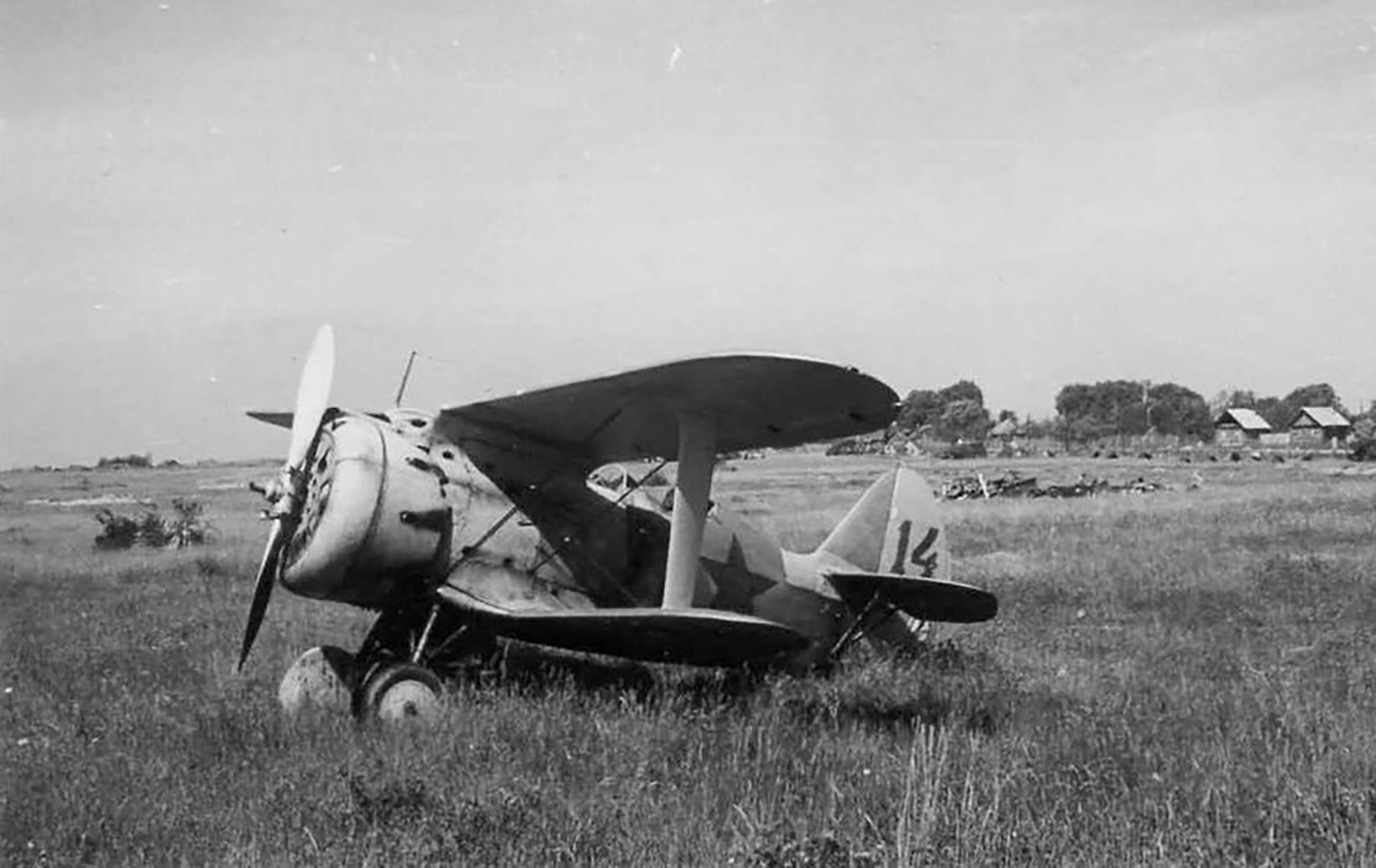 Polikarpov I 153 43IAP Red 14 captured at Balbasovo airfield Orsha during the Barbarrosa onslaught 1941 02