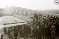 Asisbiz Lufthansa Junkers Ju 52 3m civil D AMYY WNr 5412 named Wilhem Siegert with J von Ribbentrop web 02