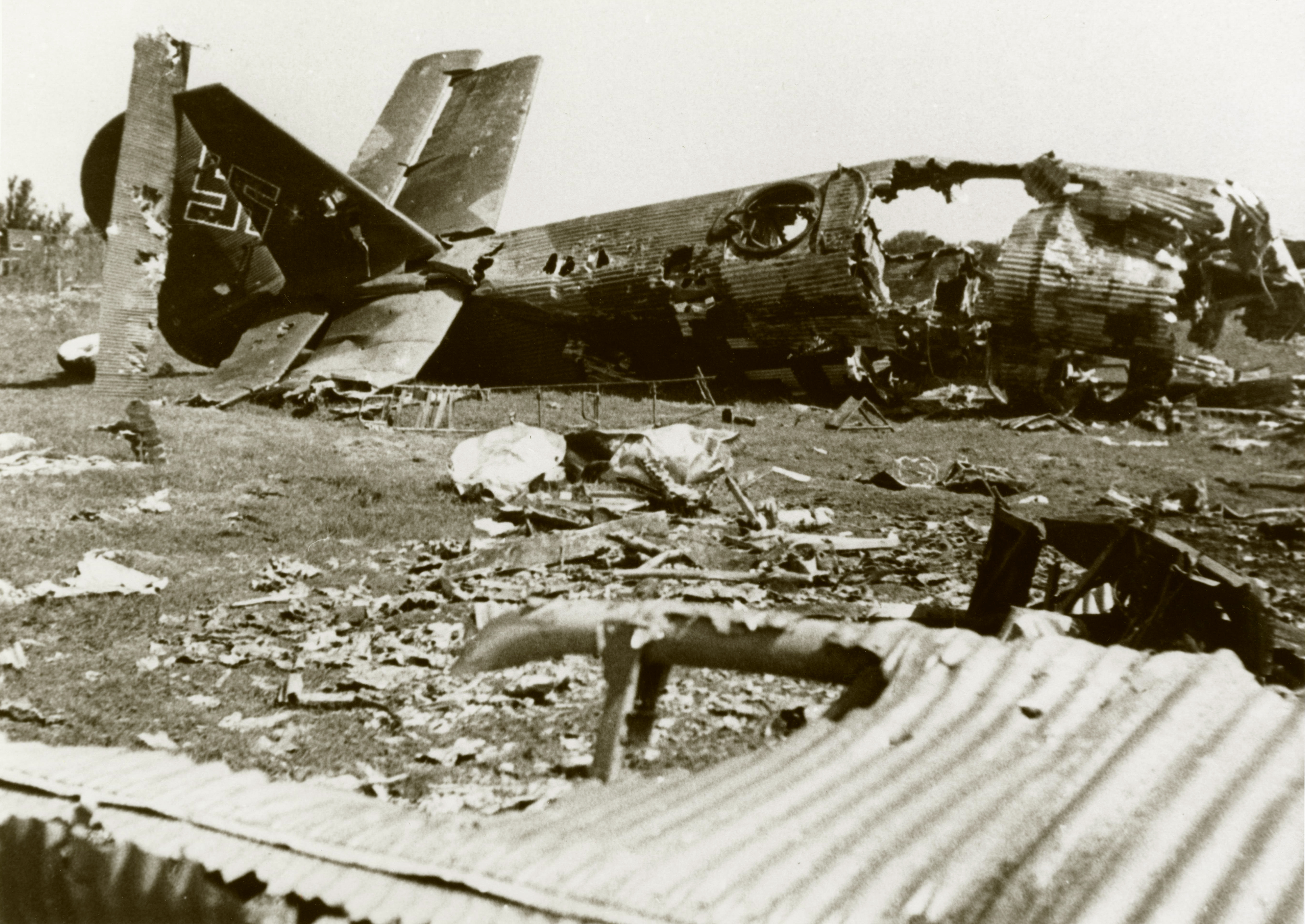 Fall Gelb Junkers Ju 52 3m shot down near the Leyweg road in the Hague May 1940 web 01