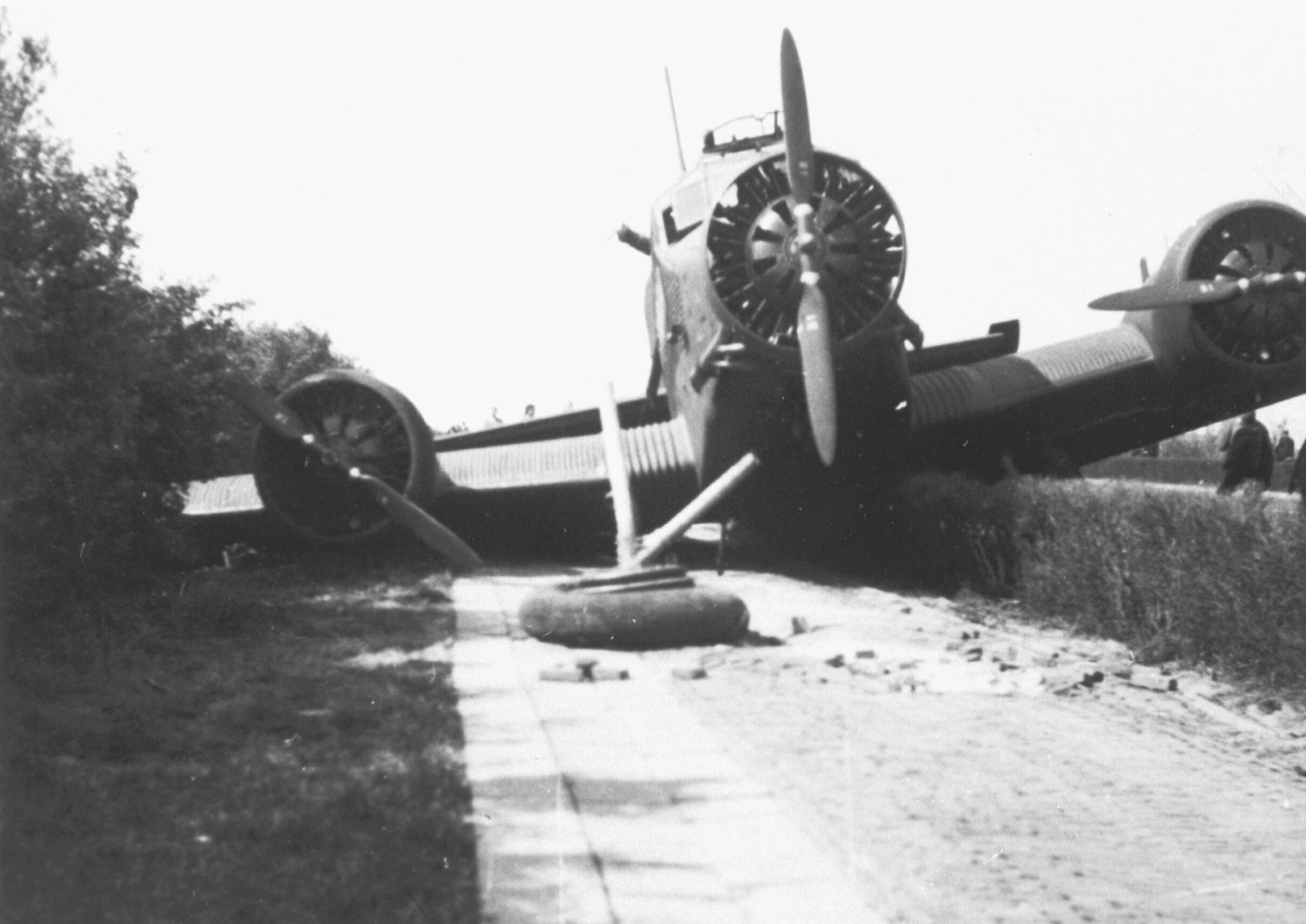 Fall Gelb Junkers Ju 52 3m shot down over Holland May 1940 NIOD2