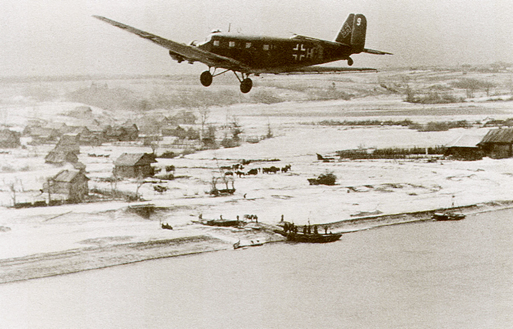 Ostfront Demyansk airlift Junkers Ju 52 1.KGrzbV9 4V+HH during the Feb 1942