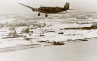 Asisbiz Ostfront Demyansk airlift Junkers Ju 52 1.KGrzbV9 4V+HH during the Feb 1942 01