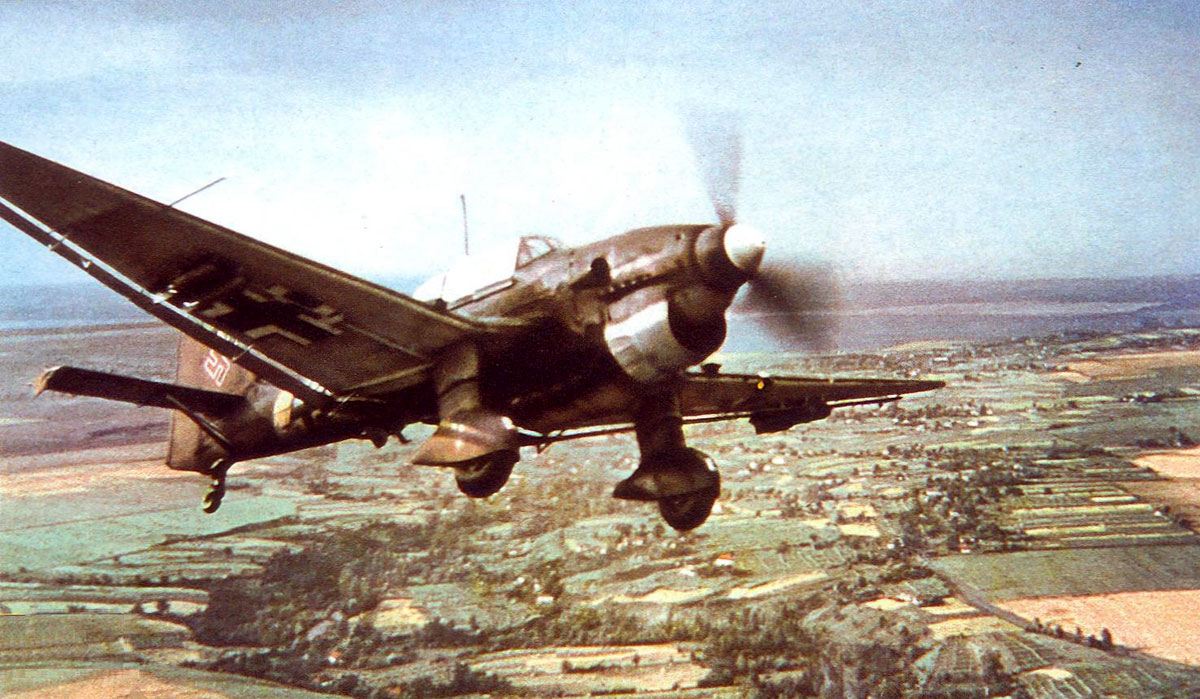 Junkers Ju 87B2 Stuka bomb laiden on climb 1942 01