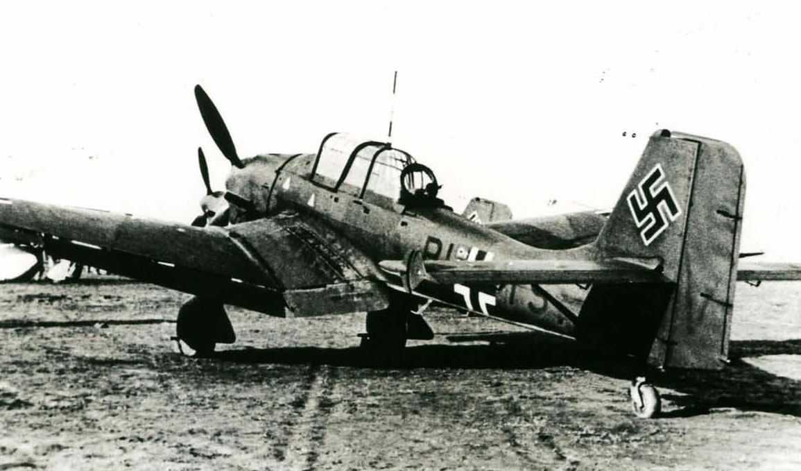 Junkers Ju 87R2 Stuka Stammkennzeichen code (BI+ S) 01