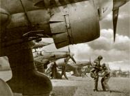 Asisbiz Junkers Ju 87B1 Stuka crews being helped with their flight gear ebay 01