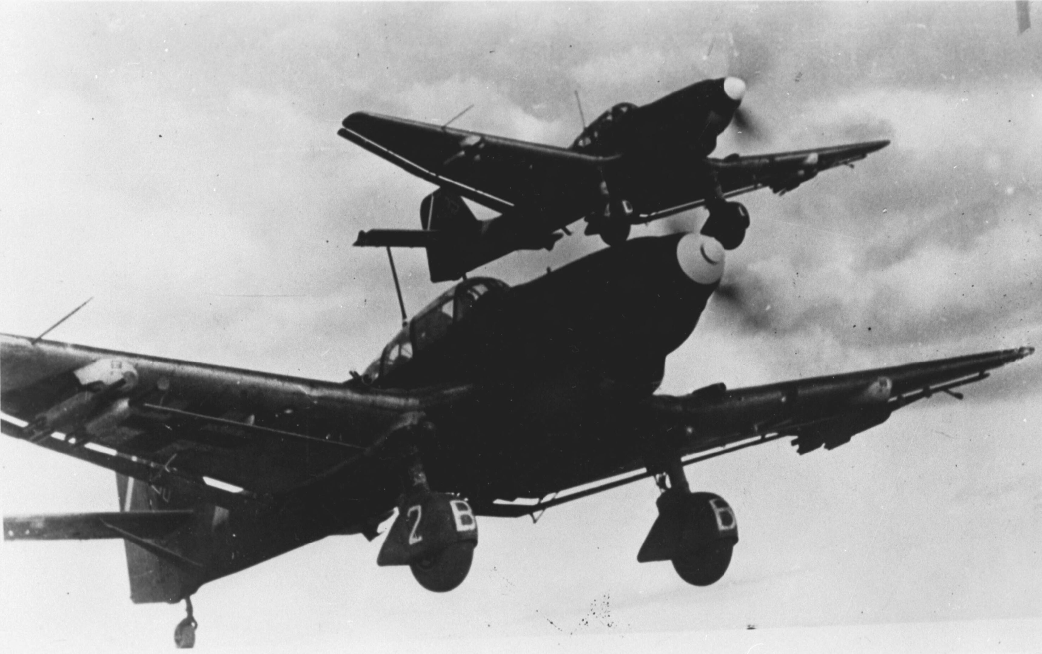 Junkers Ju 87D Stukas heading out for a raid 9th Oct 1943 NIOD