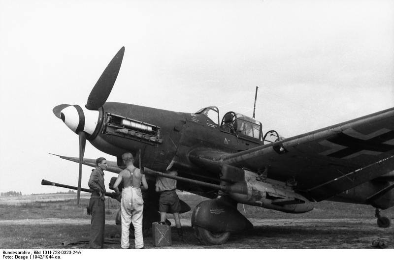 Junkers Ju 87G Stuka profile photo 09