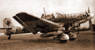 Asisbiz Junkers Ju 87G1 Stuka StG1 Stkz GC+BH armed with 37mm cannons Russia 1943 01