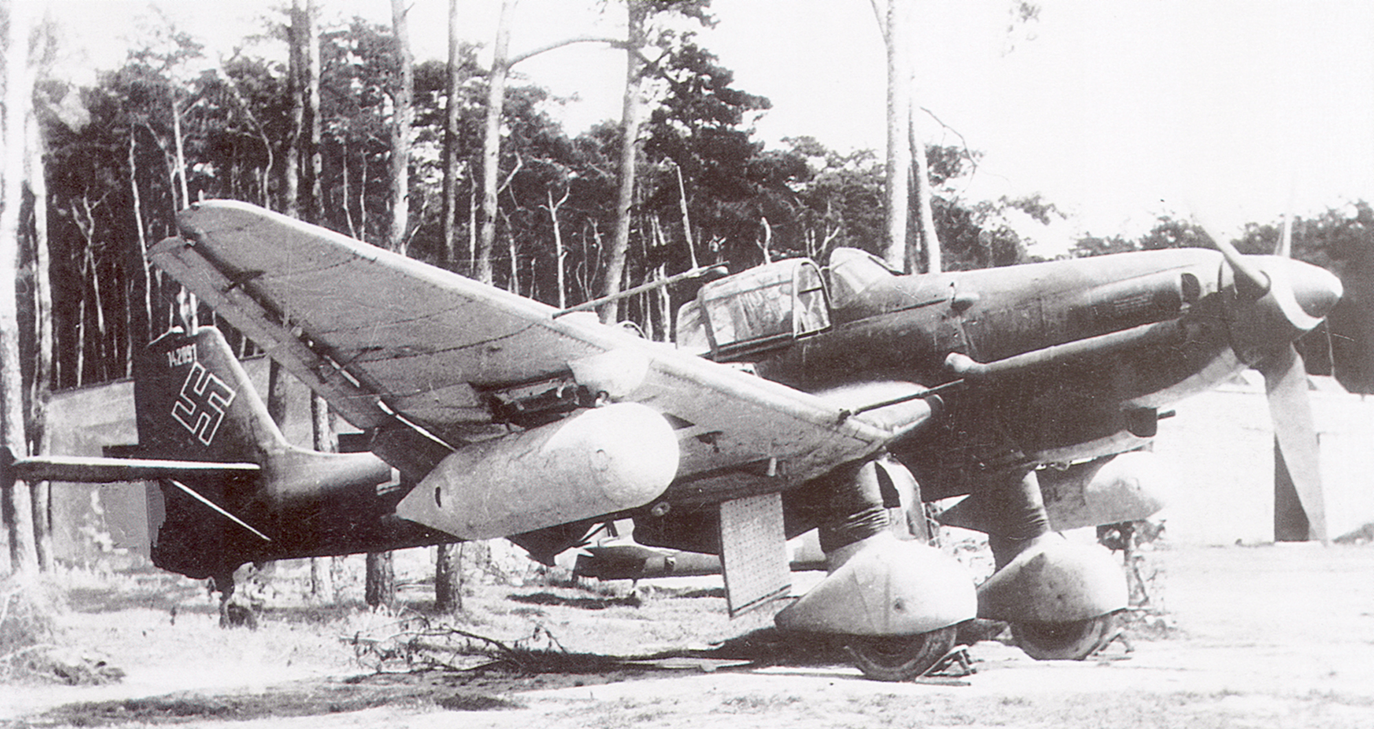Junkers Ju 87D5 Stuka NSG4 WNr 142091 abandoned at Czechoslovakia May 1945 01