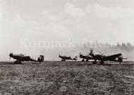 Asisbiz Junkers Ju 87D7 Stuka 2.NSG8 E3+RL heading out on its next sortie Pori Finland 1944 01