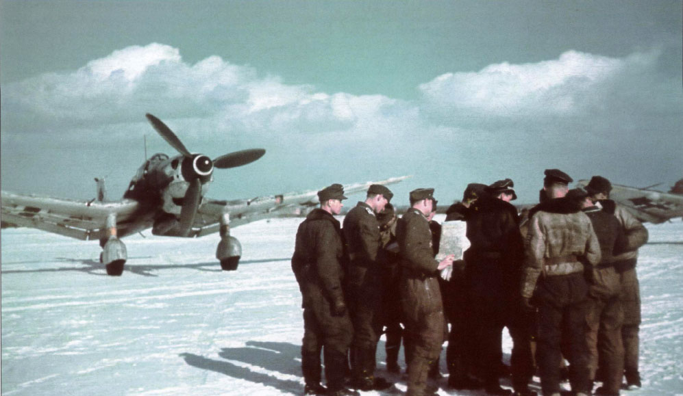 Junkers Ju 87D5 Stuka II.SG1 Russia 1943 44 01