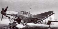 Asisbiz Junkers Ju 87D5 Stuka 1.SG3 S7+BH Dorpat Estonia winter Jan 1944 01