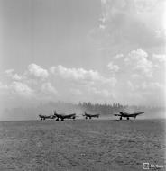 Asisbiz Junkers Ju 87D5 Stuka 3.SG3 S7+RL taxing Immola 28th Jun 1944 01
