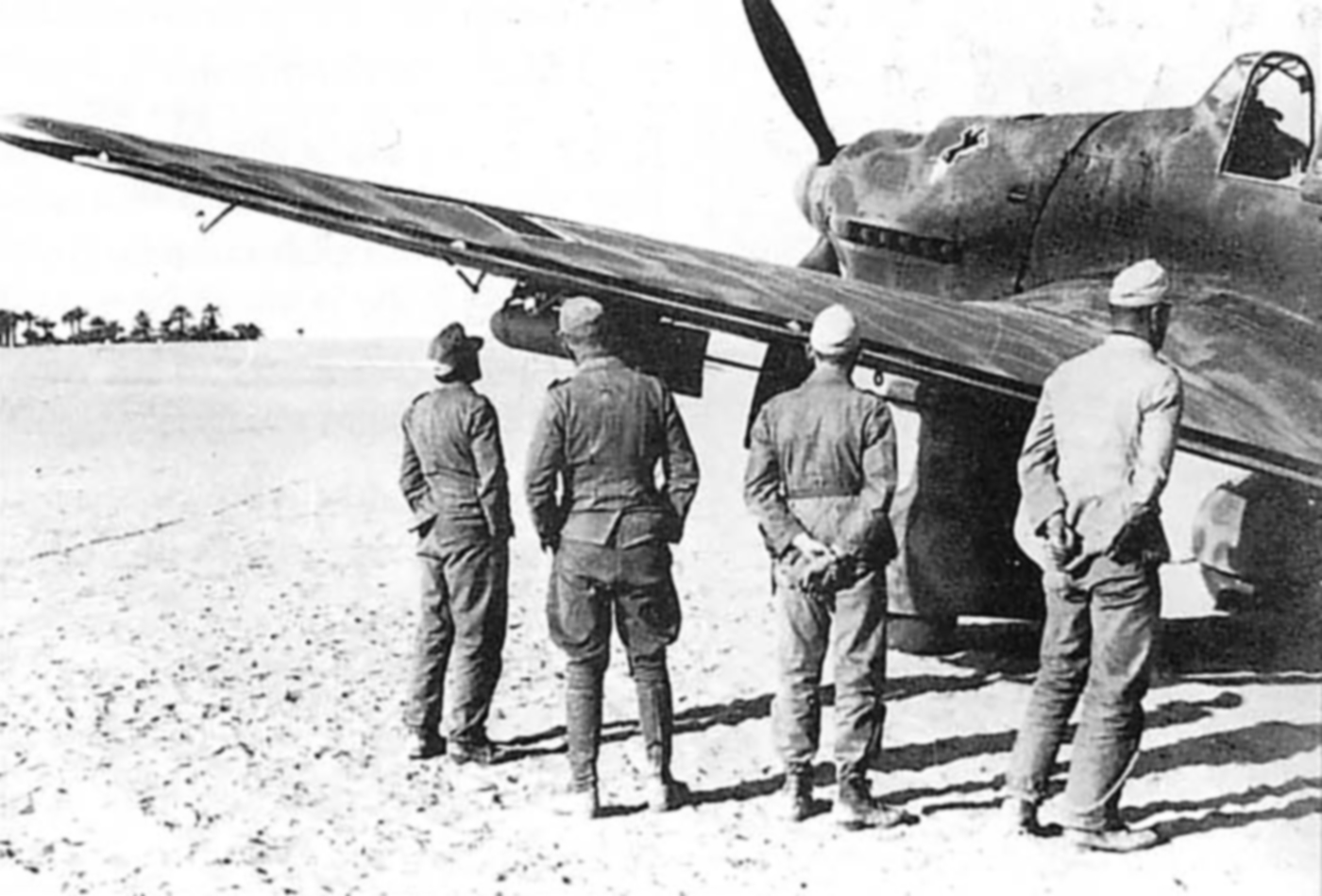 Junkers Ju 87R2 Stuka 1.StG1 (A5+xx) mission ready Libya 1941 01