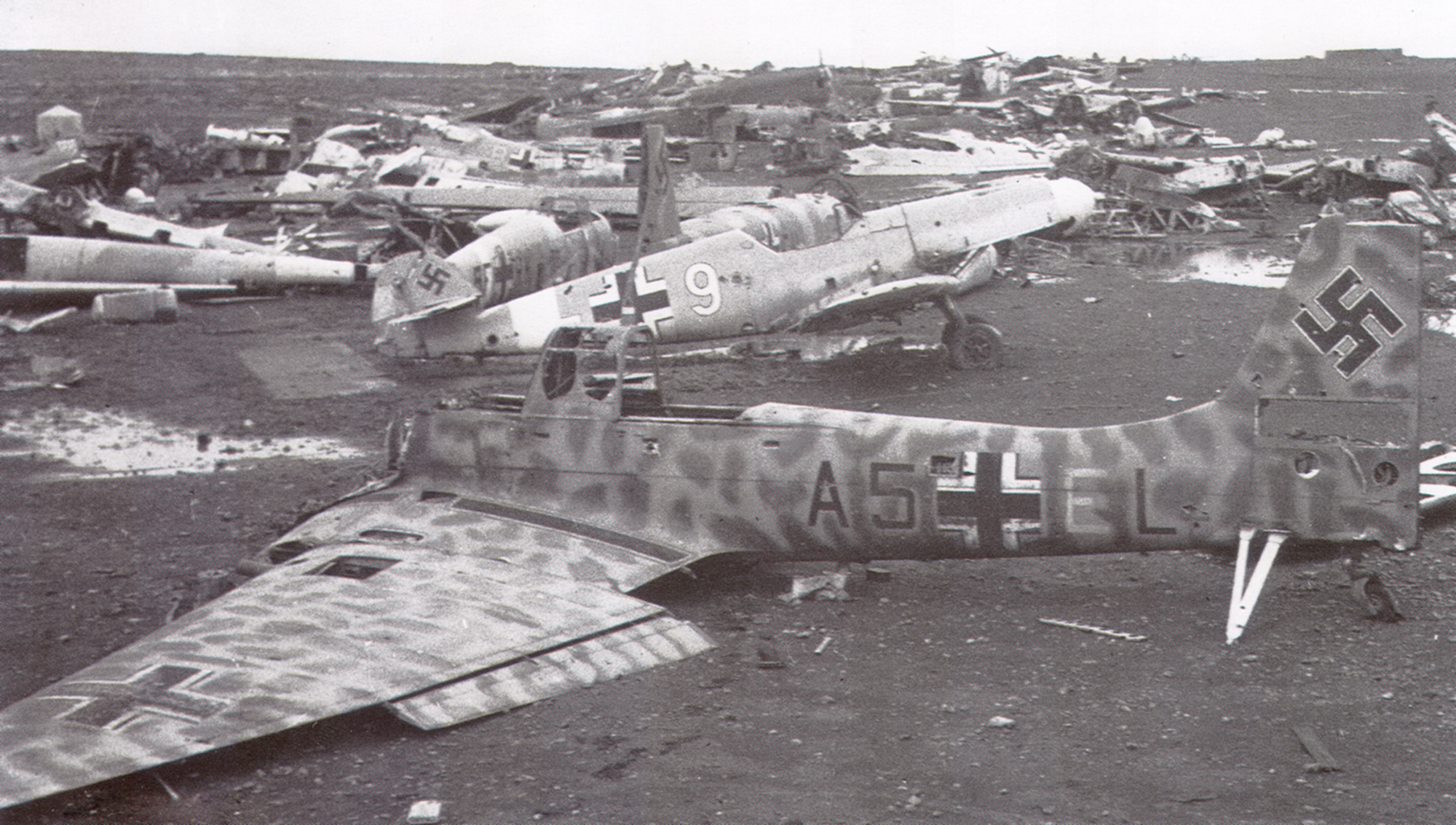 Junkers Ju 87R2 Stuka 3.StG1 (A5+EL) abandoned airframe El Daba Nov 1942 01