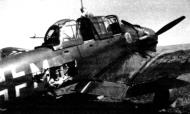 Asisbiz Junkers Ju 87B2 Stuka 7.StG1 +MR comabt damage 01