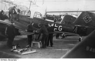 Asisbiz Junkers Ju 87B1 Stuka 4.StG2 T6+GM Germany 1940 01