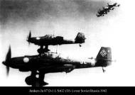 Asisbiz Junkers Ju 87D Stuka Stab I.StG2 over Russia 01