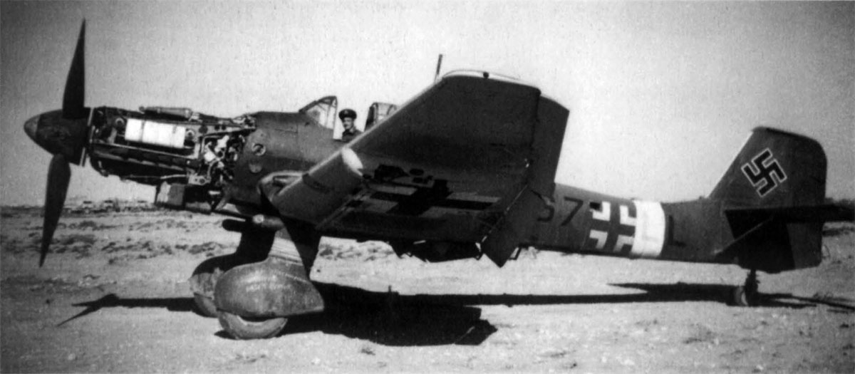 Junkers Ju 87D3 Stuka 3StG3 (S7+LL) abandoned Haggag el Quasaba Eygpt Aug 1942 01