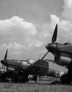Asisbiz Junkers Ju 87R2 Stuka Stab I.StG3 S1+AB Bulgaria 1941 01