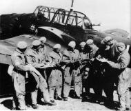 Asisbiz Junkers Ju 87B1 Stuka 7.StG51 6G+AR Aircrew preparing 1939 02