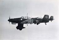 Asisbiz Junkers Ju 87R Stuka 8.StG51 6G+GR over Italy 1942 01