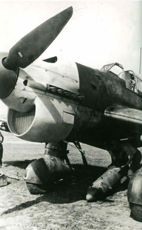 Junkers Ju 87B2 Stuka StG76 (F1+xx) Balkans Campaign 1941 02