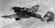 Asisbiz Junkers Ju 87B2 Stuka Stab III.StG77 F1+AC Helmut Bode Sevastopol 1942 02