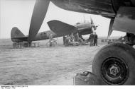 Asisbiz Junkers Ju 88A KG106 M2+FH France 1942 01