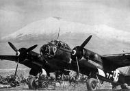 Asisbiz Junkers Ju 88A4 7.KG30 4D+DR Adler Italy 1943 01