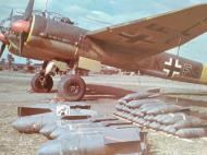 Asisbiz Junkers Ju 88A5 8.KG51 9K+FS Ukraine 1942 01