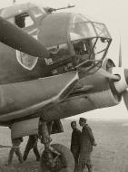 Asisbiz Junkers Ju 88A1 Stab I.KG77 3Z+xx showing unit emblem right side ebay 02