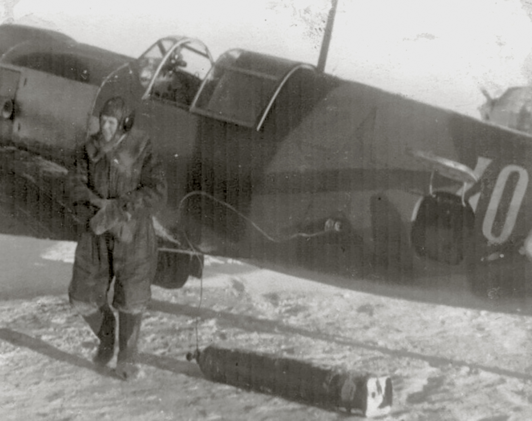 Lavochkin La 5 5GvIAP White 40 at Savasleika Nov 1942 01