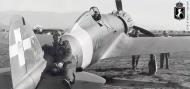 Asisbiz RA Regia Aeronautica Macchi MC200 Saetta 4 Stormo 9 Gruppo at Gorizia 1941 01