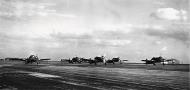 Asisbiz RA Regia Aeronautica Macchi MC200 Saetta prior to take off Worochilowgrad Don Russia 1942 01