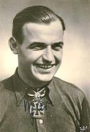 Asisbiz Aircrew Luftwaffe pilot Heinz Bar 02
