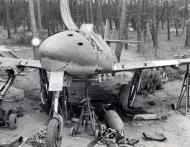 Asisbiz Messerschmitt Me 262A1a partially dismantled Frankfurt post war 01