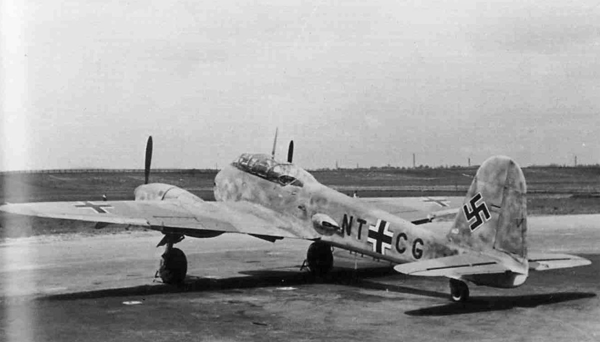 Messerschmitt Me 410A Hornisse Stkz NT+CG 01