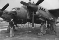Asisbiz USAAF De Havilland Mosquito XVI 25BG654BS B LtCol Leon W Gray CO at Watton FRE599