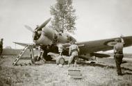 Asisbiz Curtiss Hawk H 75C French Airforce being prepared for its next mission France 1940 ebay 01