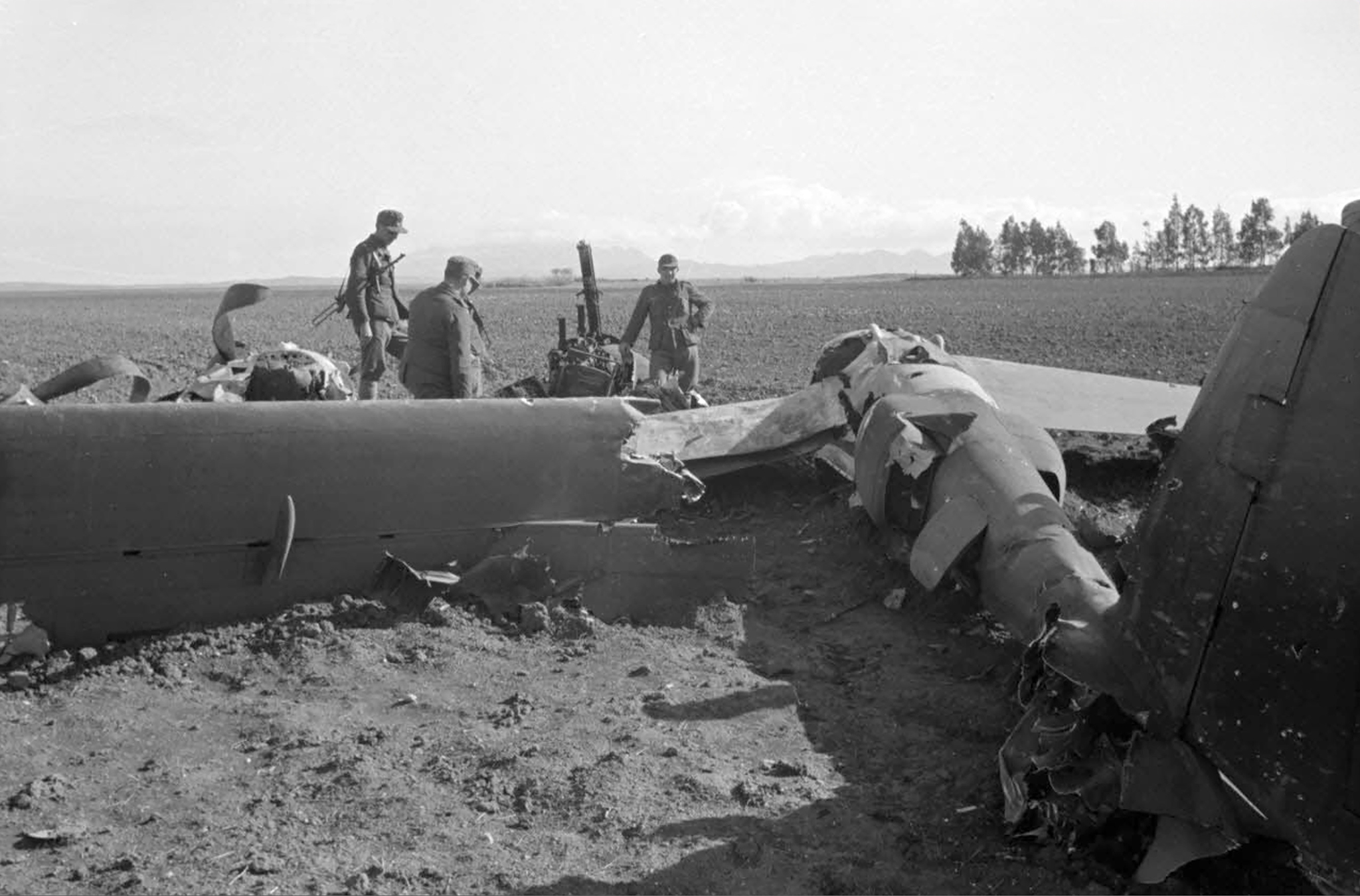 44-25781 F-5G Lightning 12AF 14FG48FS ESC Tangerine LF Mullinax RTN sd by Bf 109 Tunisia 28th Dec 1942 02