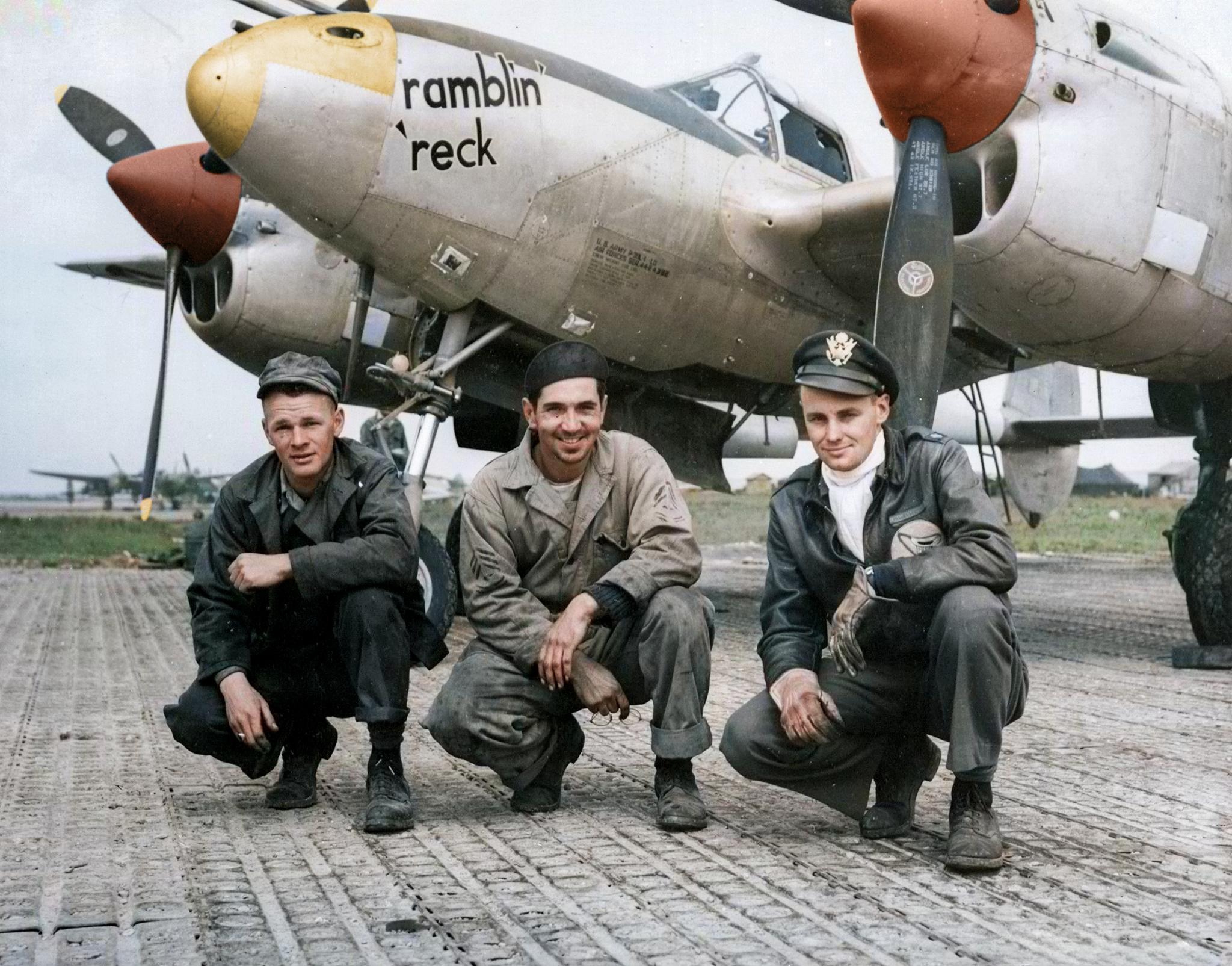 44-24382 P-38L Lightning 15AF 1FG94FS Ramblin' Reck nose art Italy 1944 01