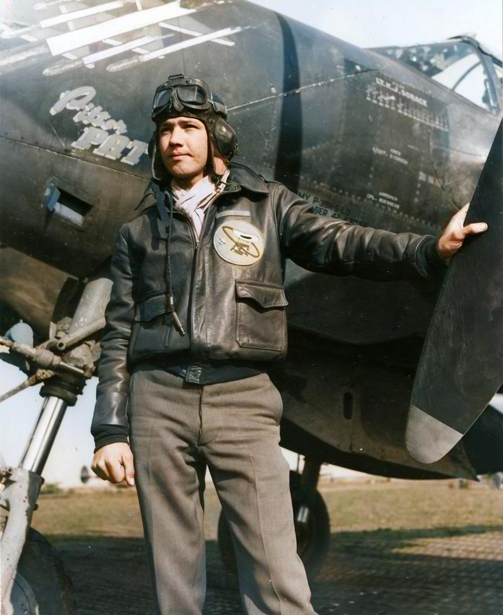 Lockheed P-38 Lightning 15AF 1FG94FS Lt Jacobson with Pitter Pat nose art Italy 1944 01