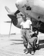 Asisbiz 43 28650 P-38J Lightning 15AF 1FG27FS 5 Sweet Sue Nellie Ann ace Lt PE Tovrea based in Italy Jun 1944 nose art Italy 1944 01