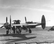 Asisbiz Lockheed P-38 Lightning 15AF 1FG94FS ground crew undergoing maintenance at an airfield somewhere in Italy 1944 03