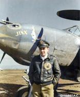 Asisbiz Lockheed P-38 Lightning 15AF 1FG94FS named Jinx with its pilot Col Robert Richard at an airfield somewhere in Italy 1944 01