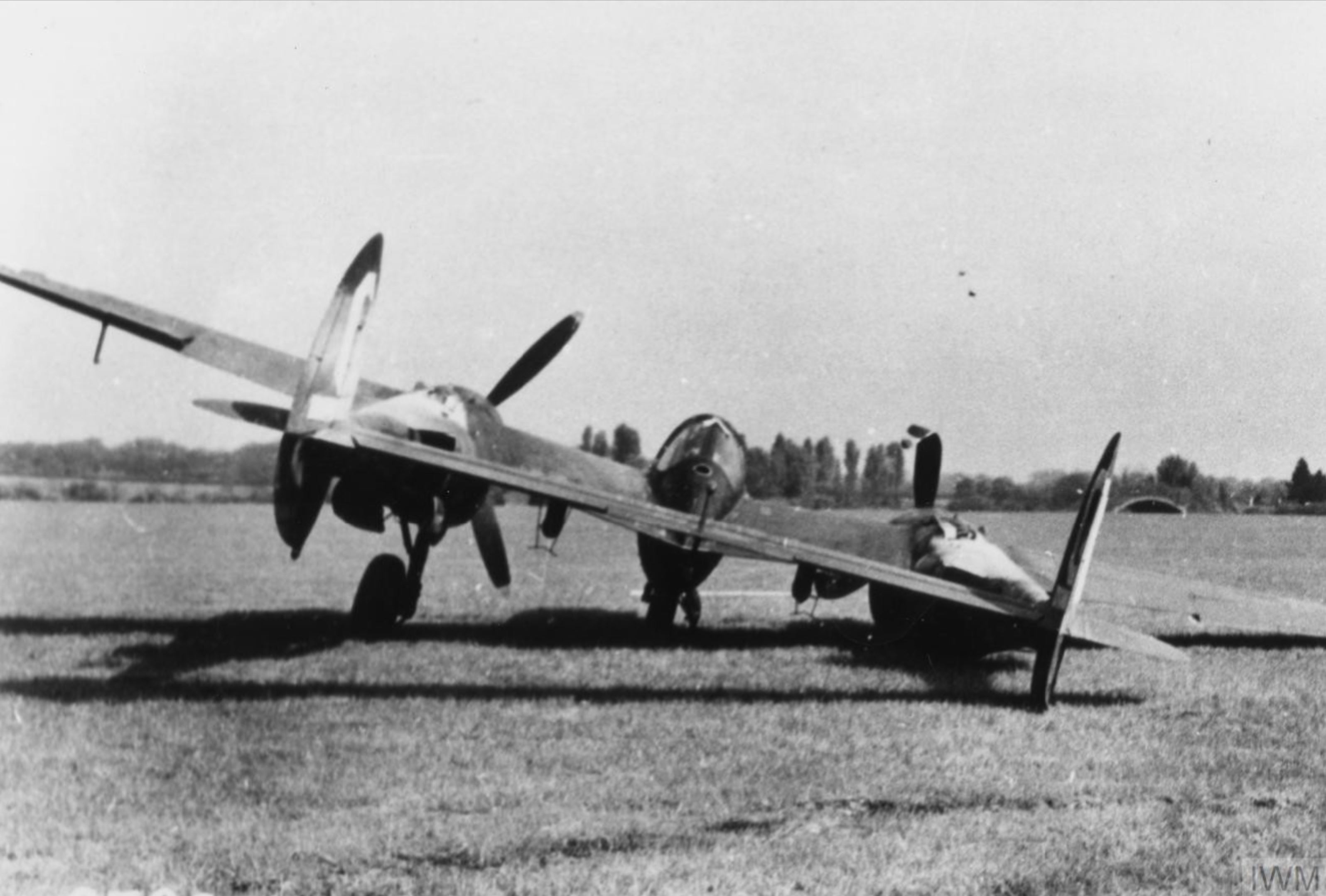 Lockheed P-38J Lightning 8AF 20FG79FS MCQ belly landed FRE2417